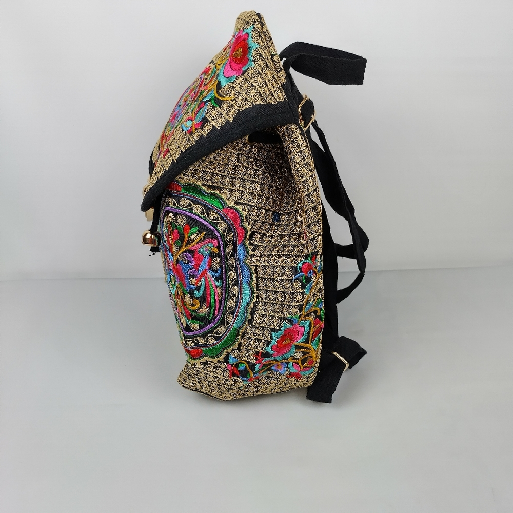 Embroidered mexican floral multicolor handmade‎ bagpack 100% mexican art new - Picture 2 of 11
